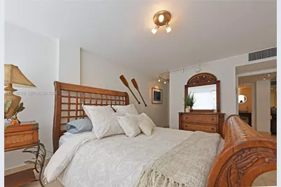 2016 Bay Dr #201, Miami Beach, FL 33141 - Photo 13