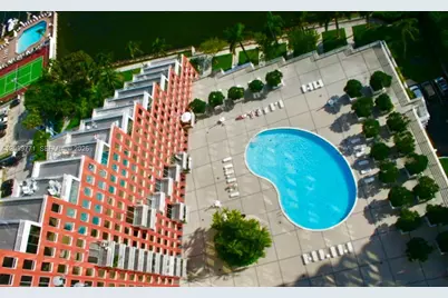 1541 Brickell Ave #C1505, Miami, FL 33129 - Photo 3