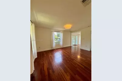 4456 SW 10th St, Miami, FL 33134 - Photo 5