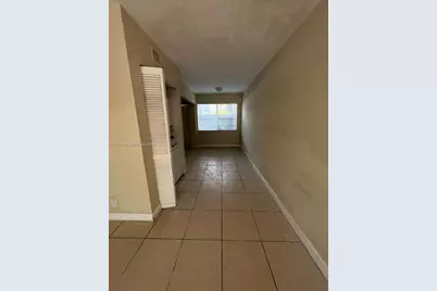 4625 NW 9th Dr #4625, Plantation, FL 33317 - Photo 3