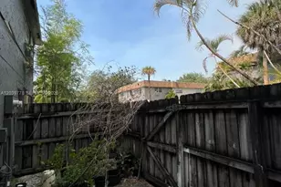 4625 NW 9th Dr, Plantation, FL 33317 - Photo 11