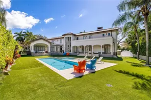 165 Paloma Dr, Coral Gables, FL 33143 - Photo 31