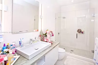 165 Paloma Dr, Coral Gables, FL 33143 - Photo 27