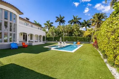 165 Paloma Dr, Coral Gables, FL 33143 - Photo 27