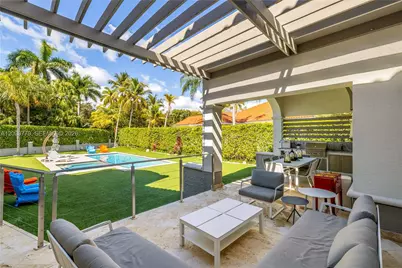 165 Paloma Dr, Coral Gables, FL 33143 - Photo 35