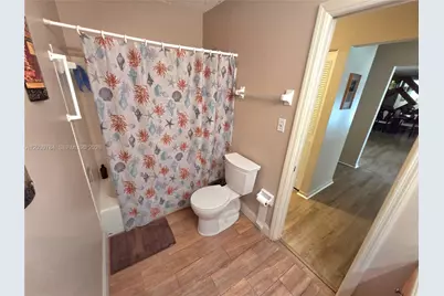 1327 NW 87th Ter, Coral Springs, FL 33071 - Photo 17