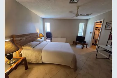 1327 NW 87th Ter, Coral Springs, FL 33071 - Photo 21