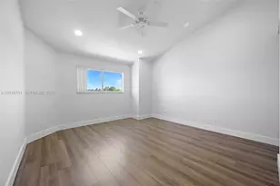 3449 NW 44th St, Oakland Park, FL 33309 - Photo 5