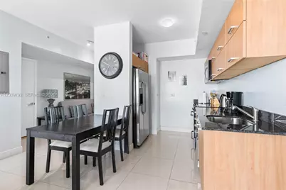 350 S Miami Ave #2815, Miami, FL 33130 - Photo 17