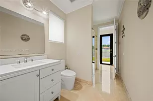 935 Gulfstream Ct, Weston, FL 33327 - Photo 37
