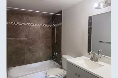 715 NE 2nd Ave #204, Fort Lauderdale, FL 33304 - Photo 11