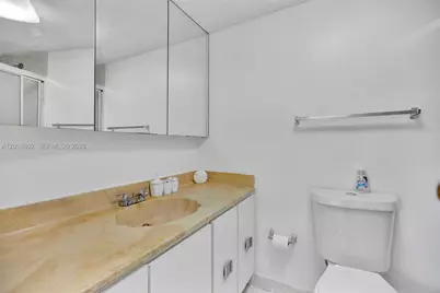200 172nd St #514, Sunny Isles Beach, FL 33160 - Photo 11
