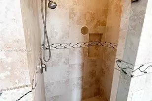 2105 NE 38th Rd, Homestead, FL 33033 - Photo 29