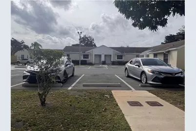 819 NE 214th Ln #1, Miami, FL 33179 - Photo 15