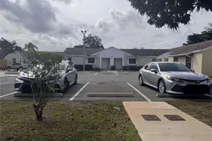 819 NE 214th Ln, Miami, FL 33179 - Photo 15