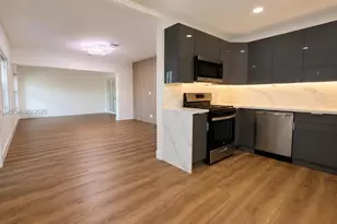 1155 Hayes St, Hollywood, FL 33019 - Photo 7