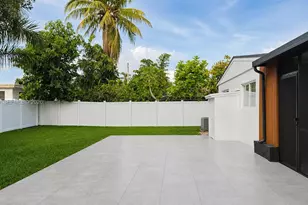1155 Hayes St, Hollywood, FL 33019 - Photo 19