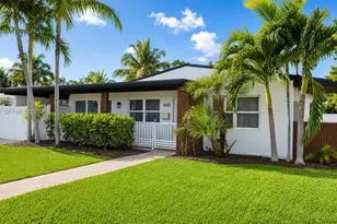 1155 Hayes St, Hollywood, FL 33019 - Photo 1