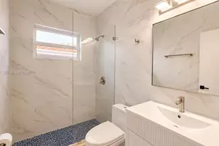 1155 Hayes St, Hollywood, FL 33019 - Photo 15