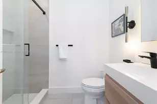 5853 NW 111th Ave, Doral, FL 33178 - Photo 37
