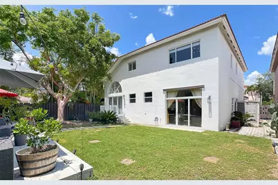 5853 NW 111th Ave, Doral, FL 33178 - Photo 53