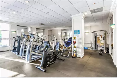 5700 Collins Ave #3N, Miami Beach, FL 33140 - Photo 11