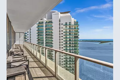 1300 E Brickell Bay Dr #4202, Miami, FL 33131 - Photo 23