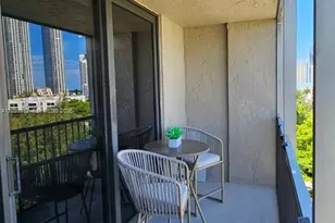 17600 N Bay Rd, Sunny Isles Beach, FL 33160 - Photo 25