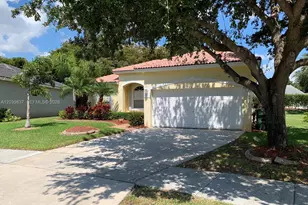 440 SE 23rd Ln, Homestead, FL 33033 - Photo 1