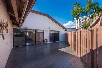 601 Leslie Dr, Hallandale Beach, FL 33009 - Photo 25