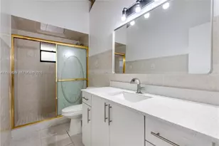 601 Leslie Dr, Hallandale Beach, FL 33009 - Photo 11