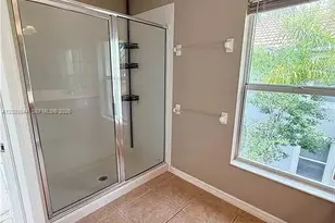 15498 Marcello Cir, Naples, FL 34110 - Photo 17