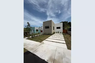 1860 NW 48th St, Miami, FL 33142 - Photo 5