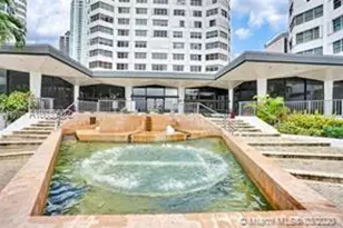 905 Brickell Bay Dr, Miami, FL 33131 - Photo 69