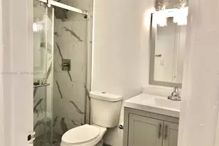 905 Brickell Bay Dr, Miami, FL 33131 - Photo 7