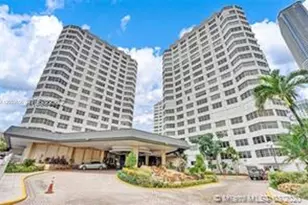 905 Brickell Bay Dr, Miami, FL 33131 - Photo 39