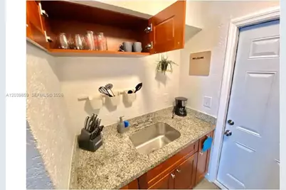 7638 N Miami Ave #2, Miami, FL 33150 - Photo 5