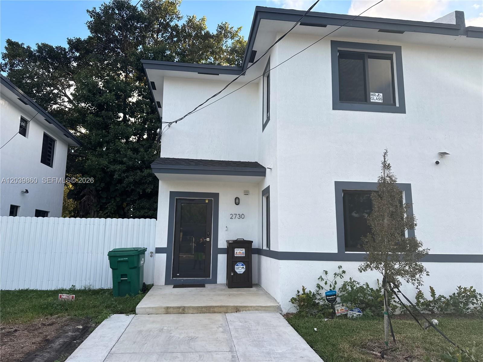 2730 NW 44th Steet #3 main architectural view