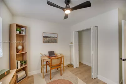 654 NW 45th St, Oakland Park, FL 33309 - Photo 21