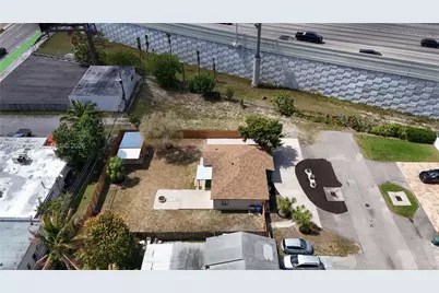 654 NW 45th St, Oakland Park, FL 33309 - Photo 33