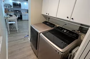 3520 Oaks Way, Pompano Beach, FL 33069 - Photo 11