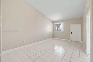 1692 SE 29th Ct, Homestead, FL 33035 - Photo 3