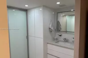 100 Bayview Dr, Sunny Isles Beach, FL 33160 - Photo 17