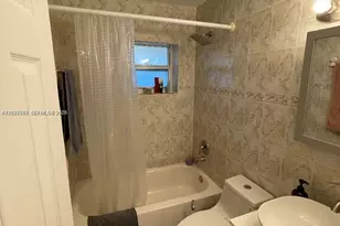 8480 SW 154th Cir Ct, Miami, FL 33193 - Photo 17