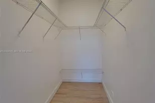 1300 NE 109th St, Miami, FL 33161 - Photo 21