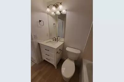 1300 NE 109th St #405, Miami, FL 33161 - Photo 15