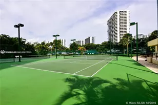 20191 E Country Club Dr, Aventura, FL 33180 - Photo 25