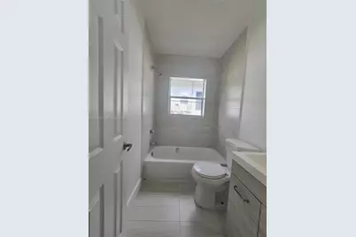 237 SW 13th St #4, Dania Beach, FL 33004 - Photo 5