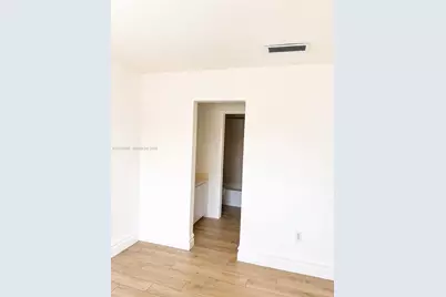 8851 NW 119th St #1206-1, Hialeah Gardens, FL 33018 - Photo 3