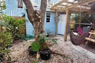 104 NE 5th St, Fort Lauderdale, FL 33301 - Photo 3